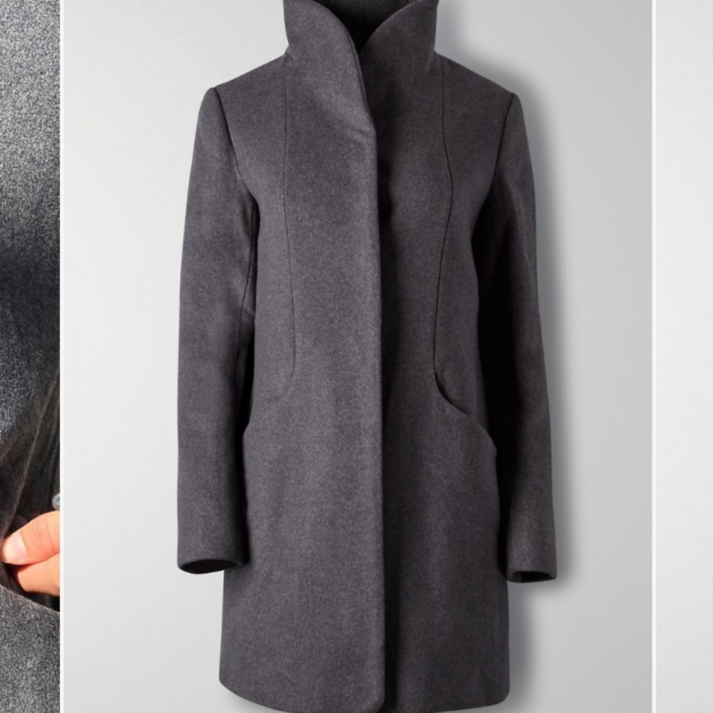 Aritzia Gray Women's Coat